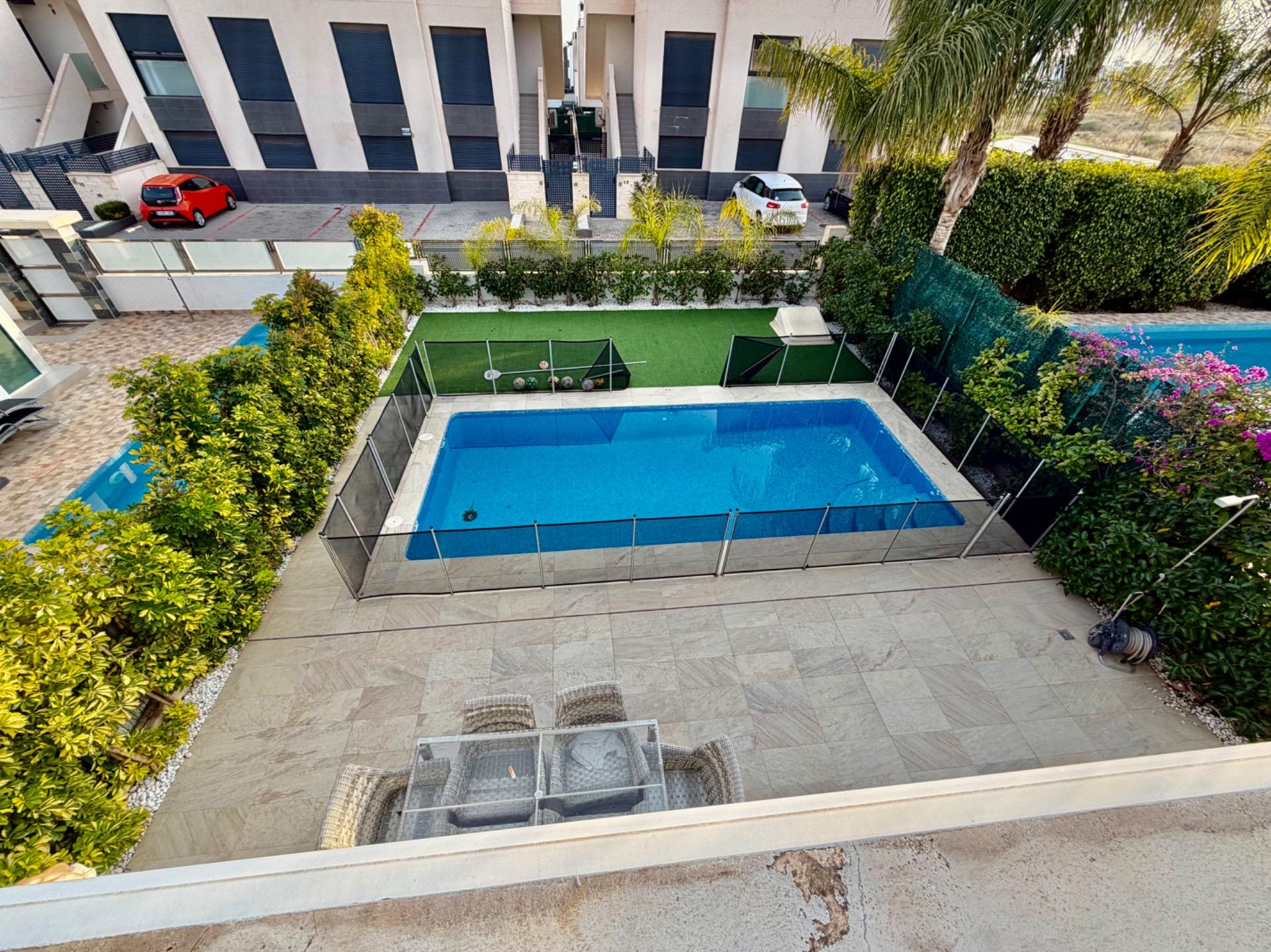 For sale - 3 Bedroom 3 Bathroom Villa in Cuidad Quesada  - Cuidad Quesada  - Alicante