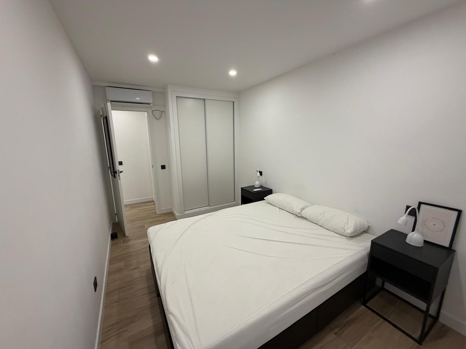 For sale - 3 Bedroom 2 Bathroom Apartamento in Torrevieja - Playa del Acequión  - Alicante