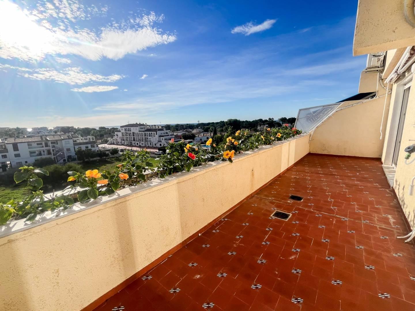 For sale - 2 Bedroom 2 Bathroom Apartamento in Torrevieja - Punta Prima  - Alicante