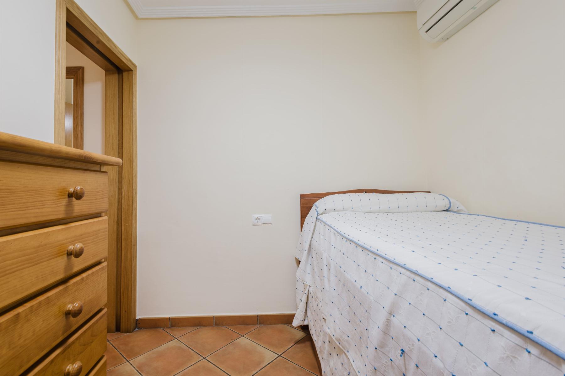 For sale - 3 Bedroom 1 Bathroom Bungalow in Torrevieja - PLAYA DE LA MATA  - Alicante