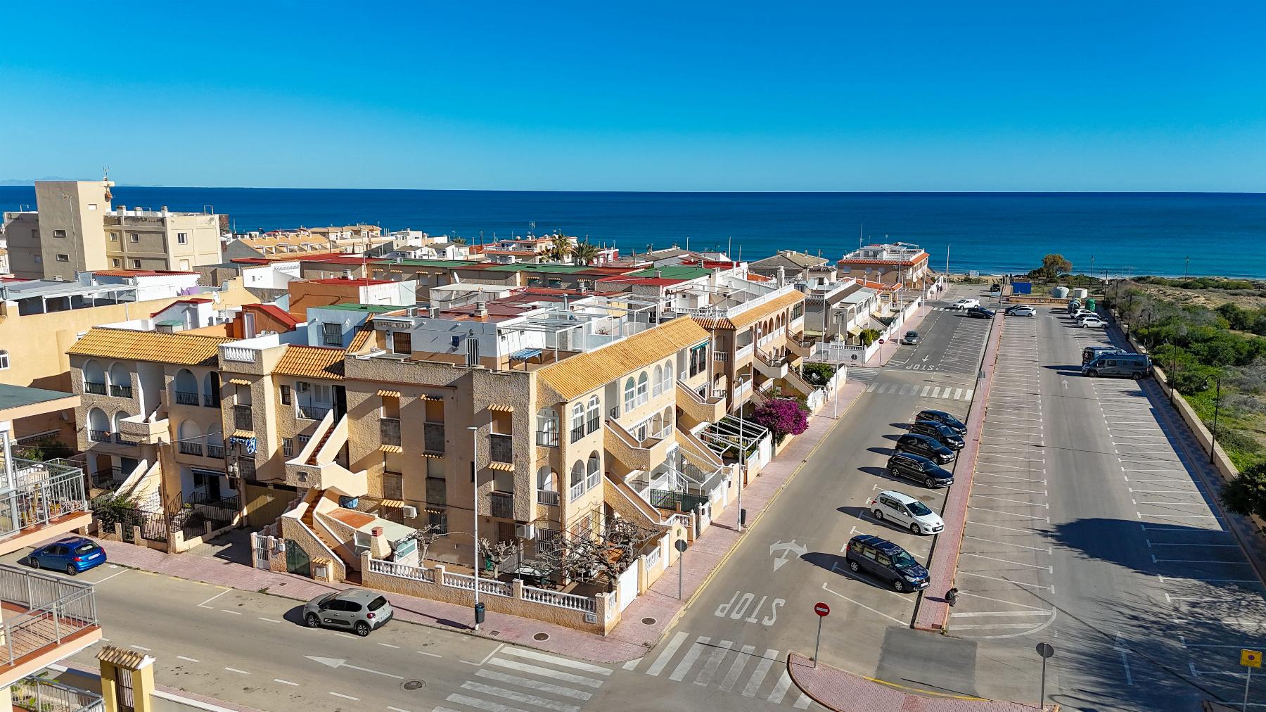 For sale - 3 Bedroom 1 Bathroom Bungalow in Torrevieja - PLAYA DE LA MATA  - Alicante