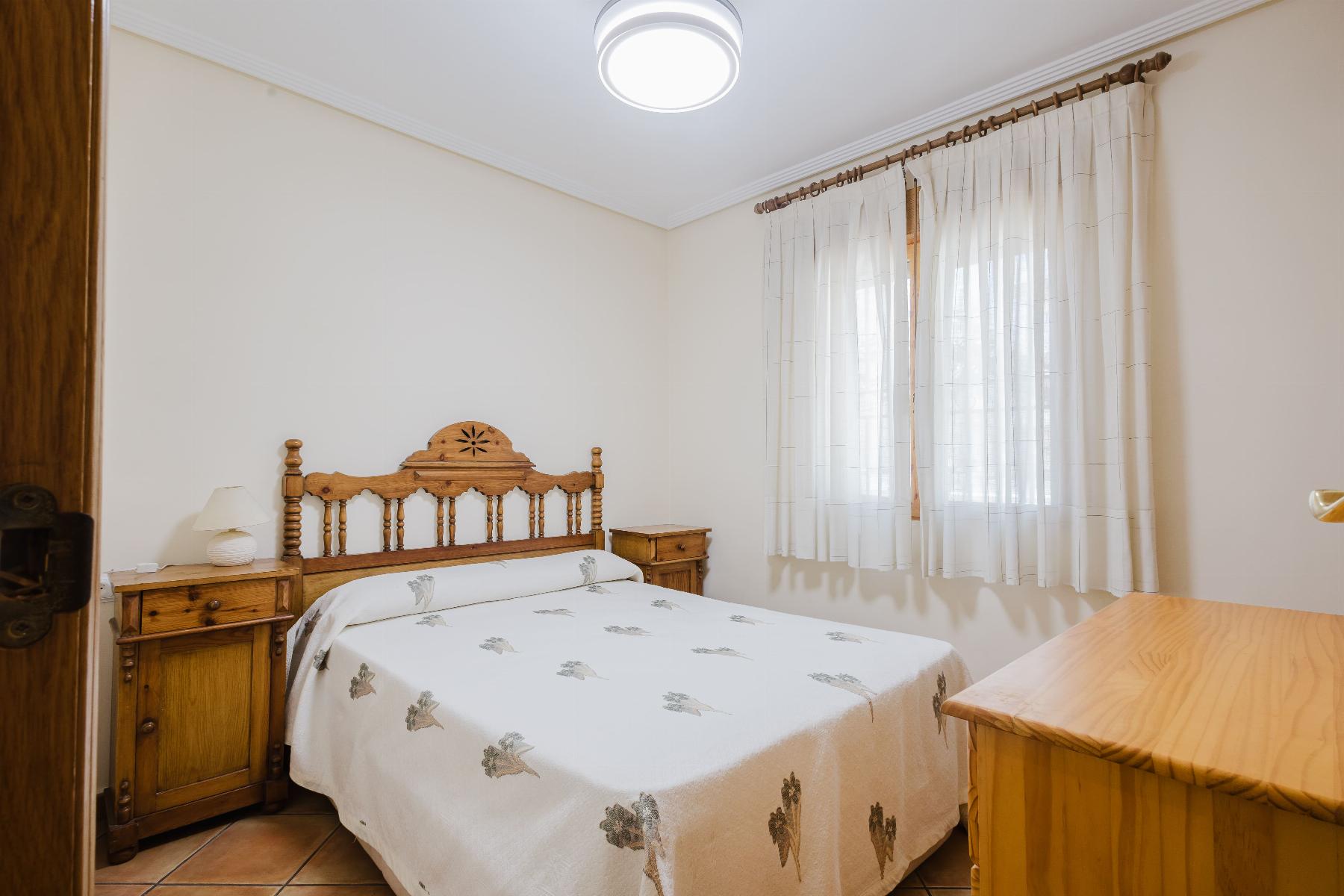 For sale - 3 Bedroom 1 Bathroom Bungalow in Torrevieja - PLAYA DE LA MATA  - Alicante