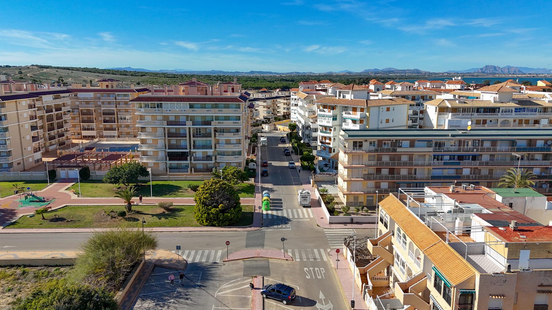 For sale - 3 Bedroom 1 Bathroom Bungalow in Torrevieja - PLAYA DE LA MATA  - Alicante