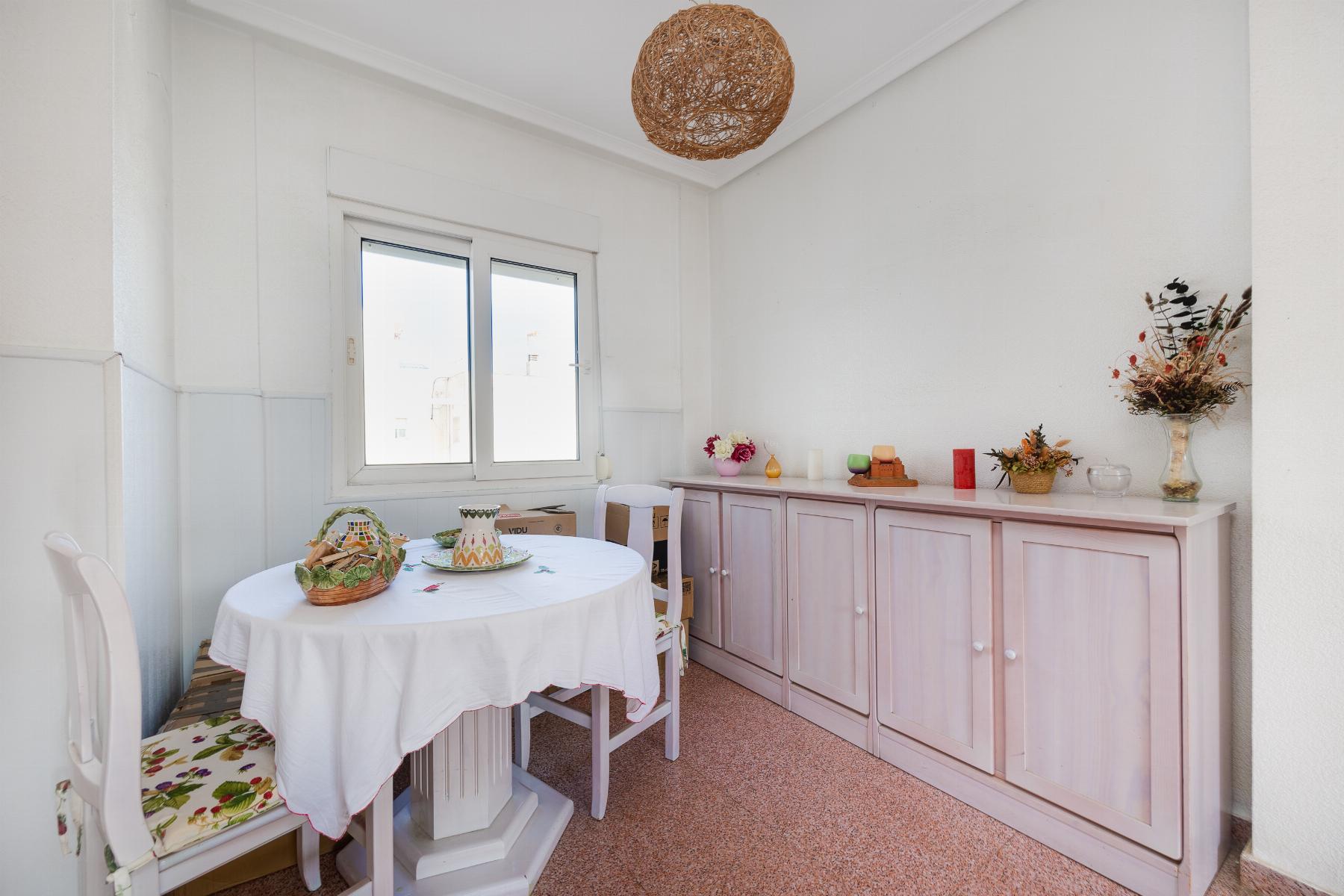 For sale - 2 Bedroom 2 Bathroom Apartamento in Torrevieja - Parque de Las Naciones  - Alicante