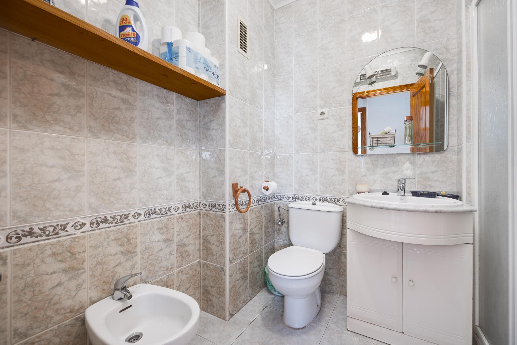 For sale - 2 Bedroom 2 Bathroom Apartamento in Torrevieja - Parque de Las Naciones  - Alicante