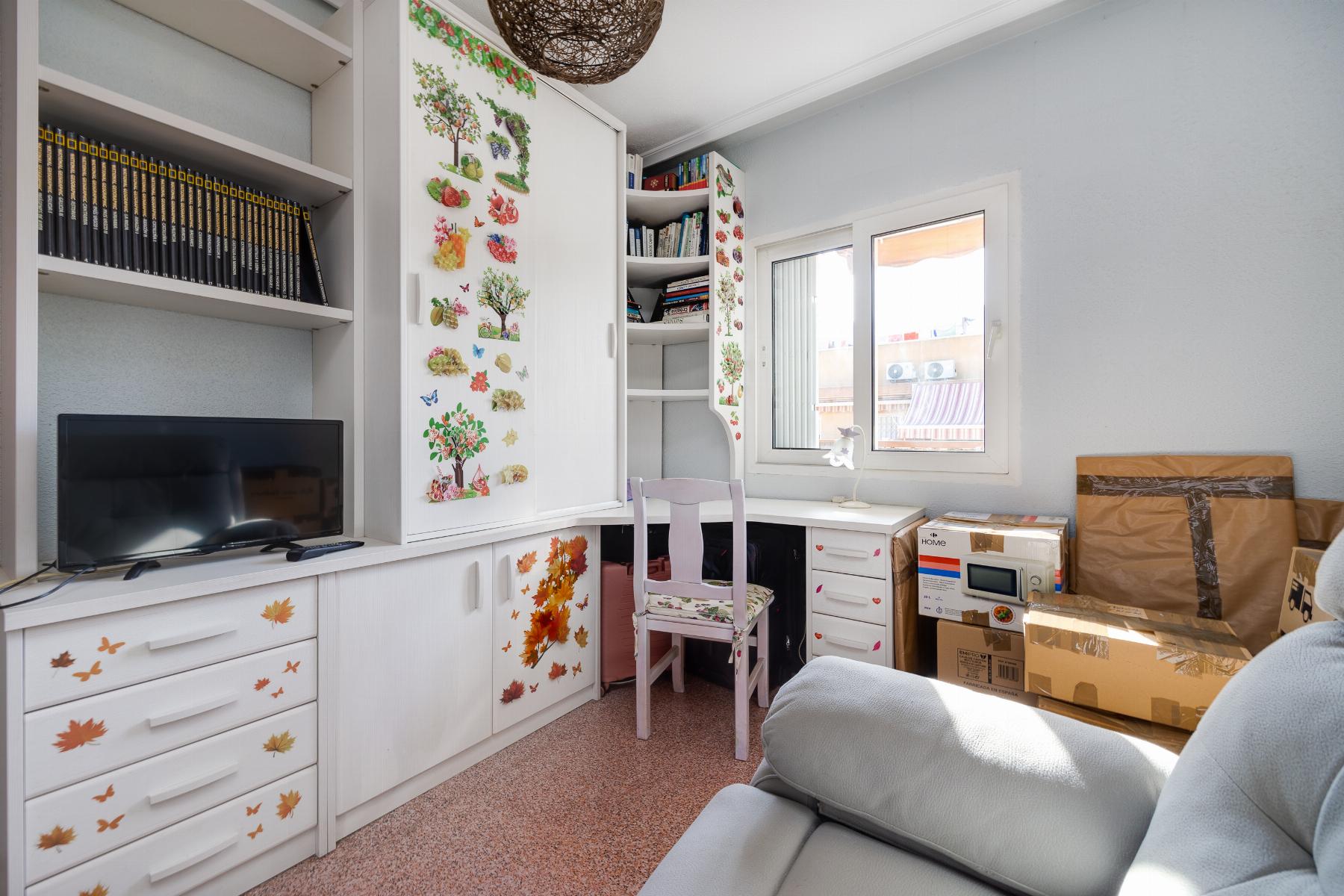 For sale - 2 Bedroom 2 Bathroom Apartamento in Torrevieja - Parque de Las Naciones  - Alicante