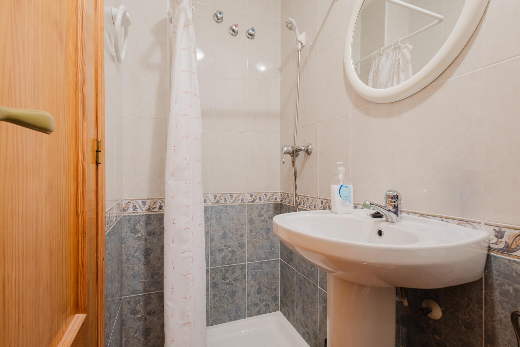 For sale - 3 Bedroom 2 Bathroom Apartamento in Torrevieja - Parque de Las Naciones  - Alicante