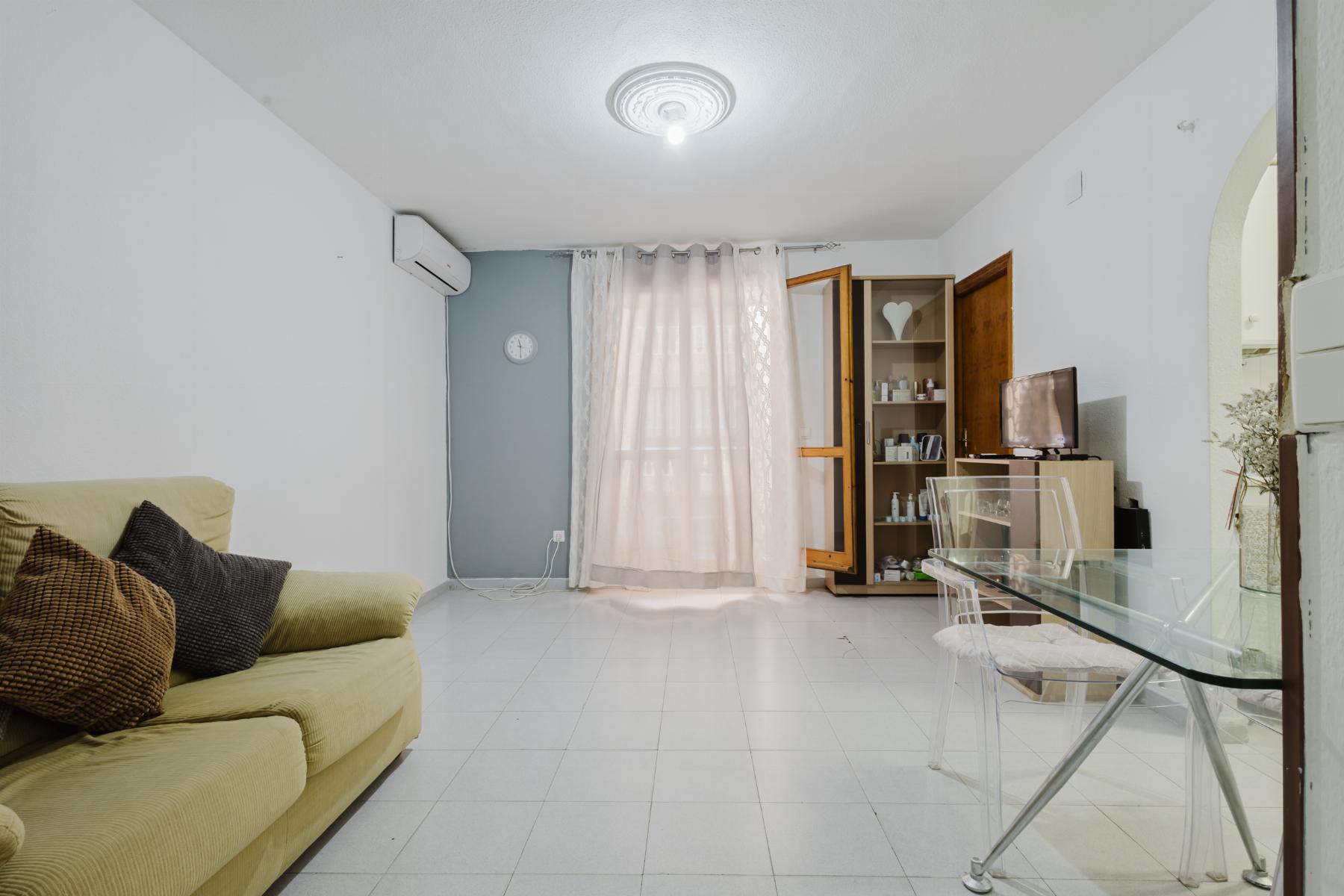 For sale - 2 Bedroom 1 Bathroom Apartamento in Torrevieja - Playa de La Acequion  - Alicante