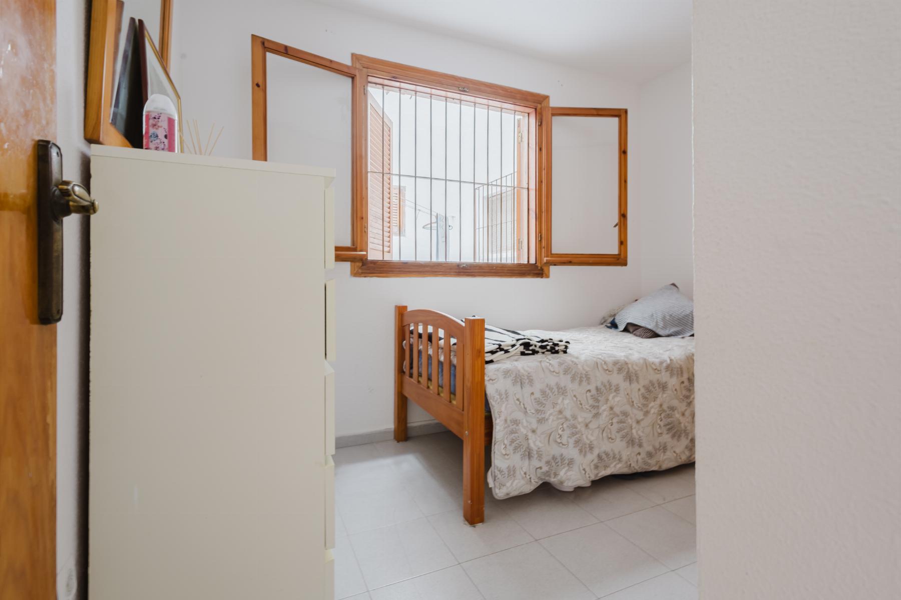 For sale - 2 Bedroom 1 Bathroom Apartamento in Torrevieja - Playa de La Acequion  - Alicante