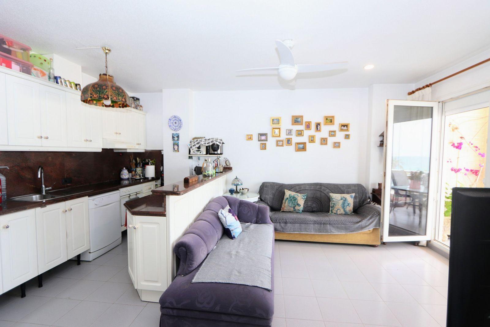 For sale - 3 Bedroom 2 Bathroom Apartamento in Torrevieja - Playa Flamenca  - Alicante