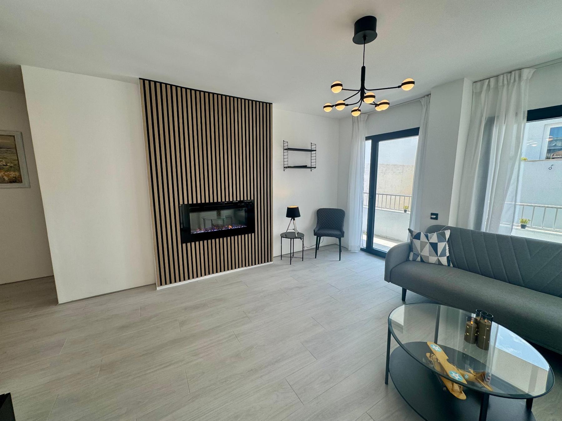 For sale - 3 Bedroom 2 Bathroom Apartamento in Torrevieja - CLUB NAUTICO TORREVIEJA  - Alicante