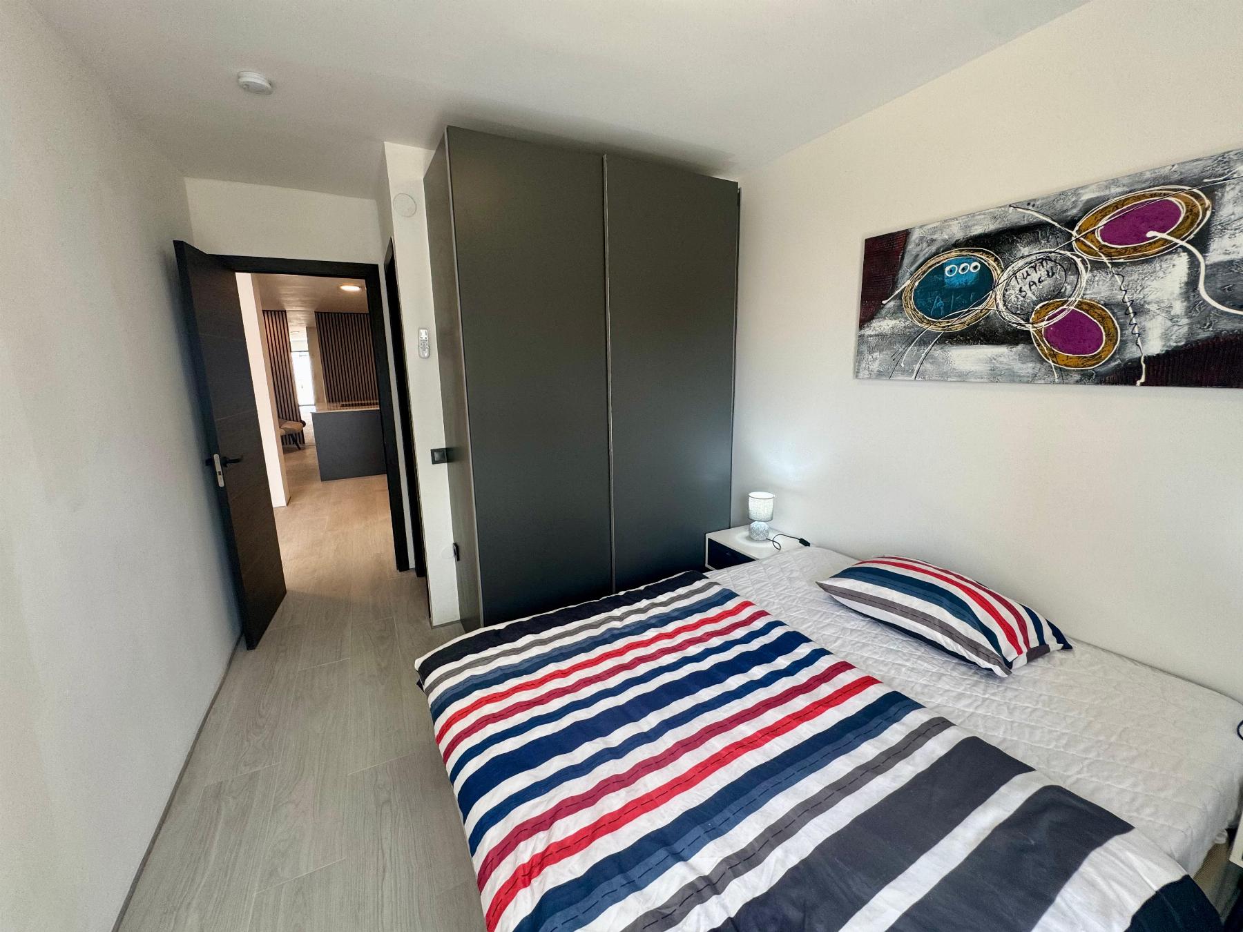 For sale - 3 Bedroom 2 Bathroom Apartamento in Torrevieja - CLUB NAUTICO TORREVIEJA  - Alicante