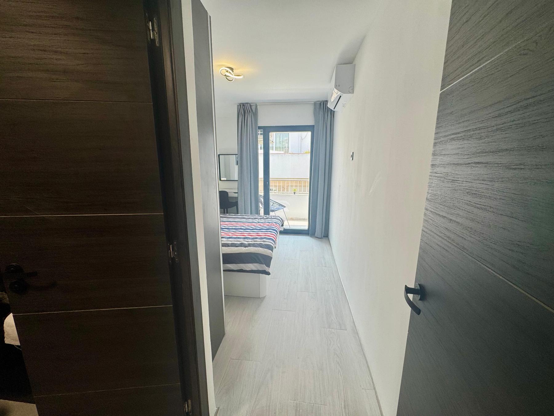 For sale - 3 Bedroom 2 Bathroom Apartamento in Torrevieja - CLUB NAUTICO TORREVIEJA  - Alicante