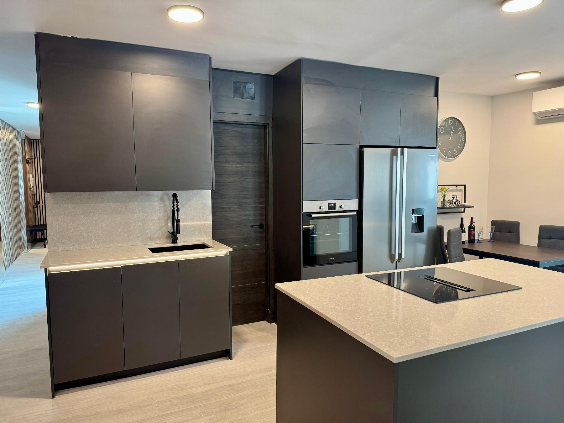 For sale - 3 Bedroom 2 Bathroom Apartamento in Torrevieja - CLUB NAUTICO TORREVIEJA  - Alicante