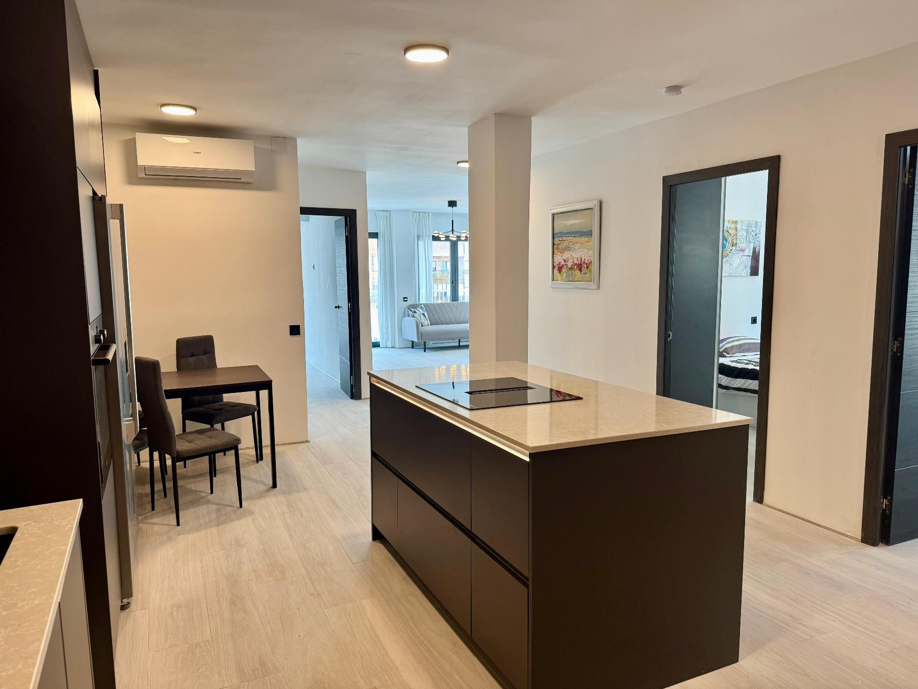 For sale - 3 Bedroom 2 Bathroom Apartamento in Torrevieja - CLUB NAUTICO TORREVIEJA  - Alicante