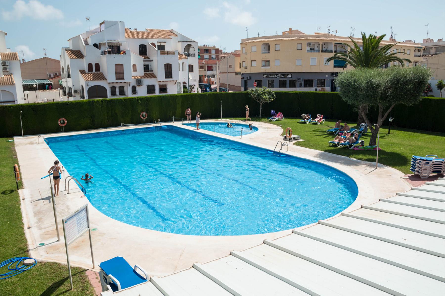 For sale - 3 Bedroom 1 Bathroom Bungalow in Torrevieja - playa de los naufragos  - Alicante