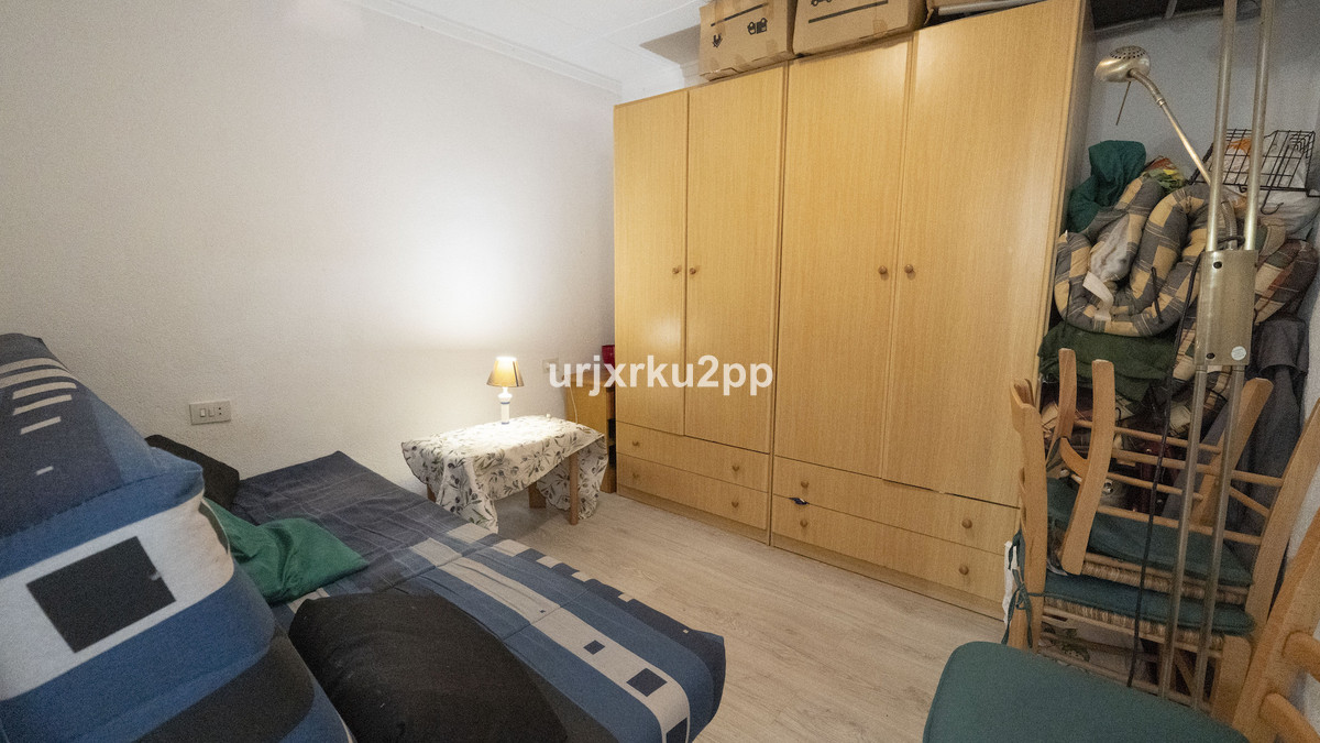 For sale - 3 Bedroom 2 Bathroom House - Townhouse in Torrevieja - Torrevieja Centro  - Alicante