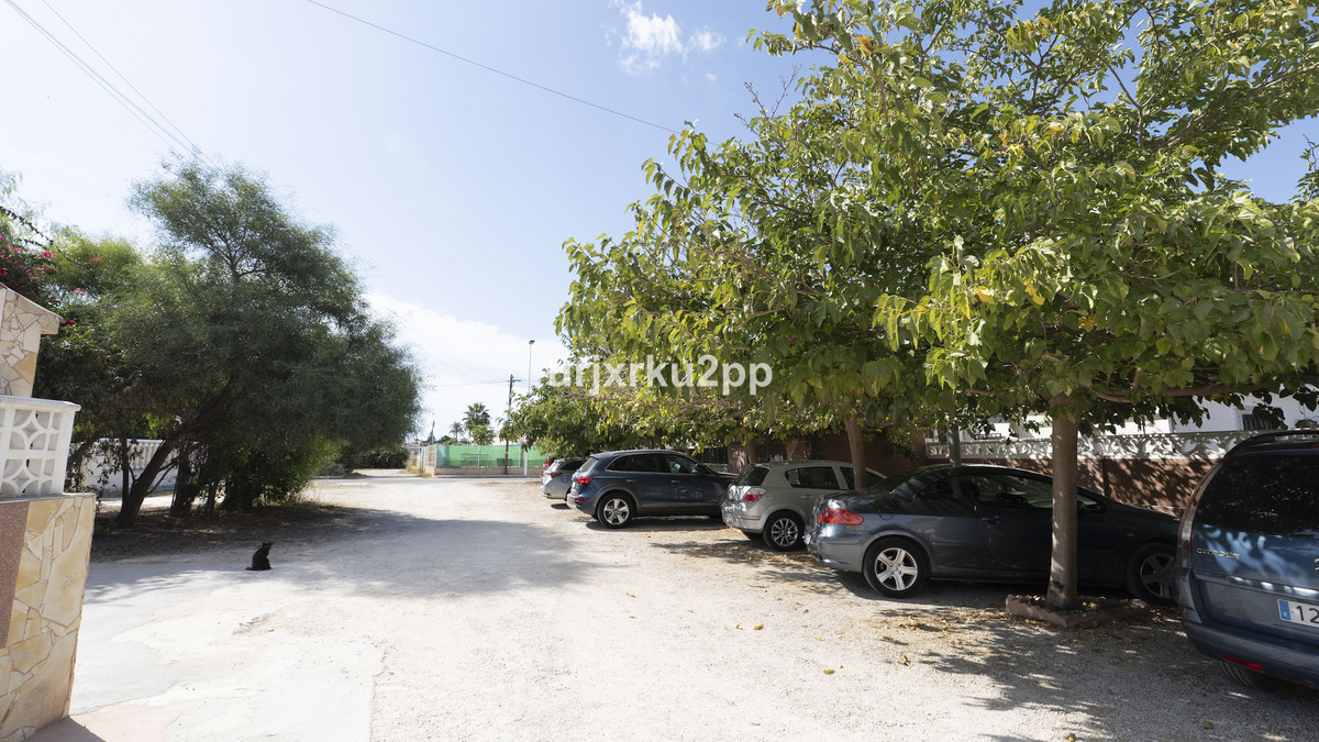 For sale - 3 Bedroom 2 Bathroom House - Townhouse in Torrevieja - Torrevieja Centro  - Alicante