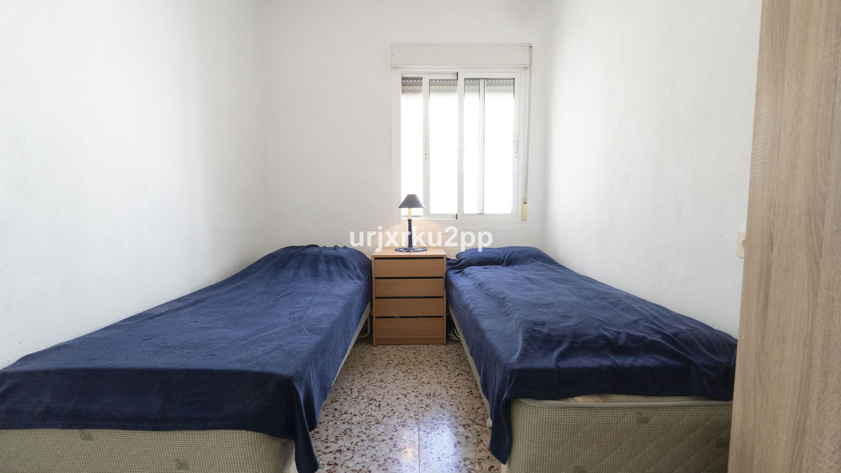 For sale - 3 Bedroom 2 Bathroom House - Townhouse in Torrevieja - Torrevieja Centro  - Alicante