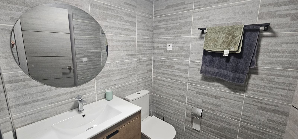 Sold - 2 Bedroom 1 Bathroom Apartment - Ground Floor Apartment in Torrevieja - Torrevieja Centro  - Alicante