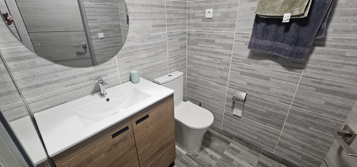 Sold - 2 Bedroom 1 Bathroom Apartment - Ground Floor Apartment in Torrevieja - Torrevieja Centro  - Alicante