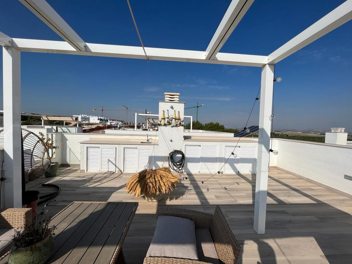 Sold - 3 Bedroom 4 Bathroom Detached Villa in Torrevieja - Los Balcones  - Alicante