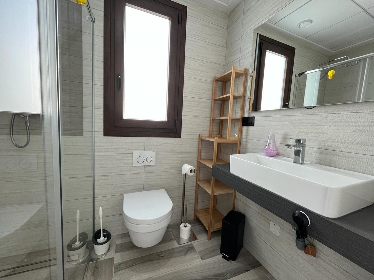 Sold - 3 Bedroom 4 Bathroom Detached Villa in Torrevieja - Los Balcones  - Alicante