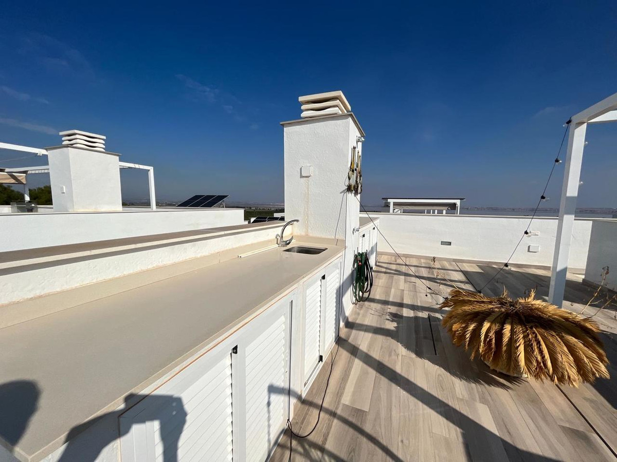 Sold - 3 Bedroom 4 Bathroom Detached Villa in Torrevieja - Los Balcones  - Alicante