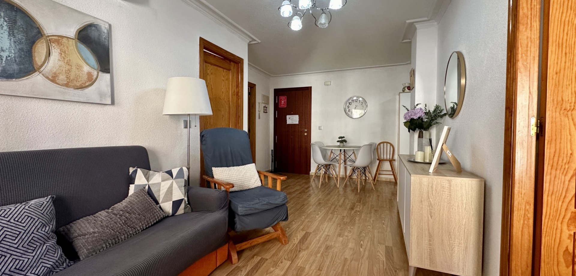 For sale - 2 Bedroom 1 Bathroom Apartment in Torrevieja - Torrevieja  - Costa Blanca (Alicante)