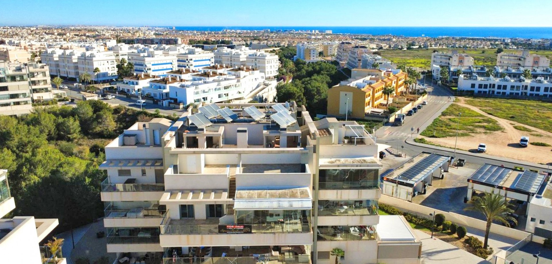 For sale - 2 Bedroom 2 Bathroom Apartment in Villamartin - Los Dolses  - Alicante