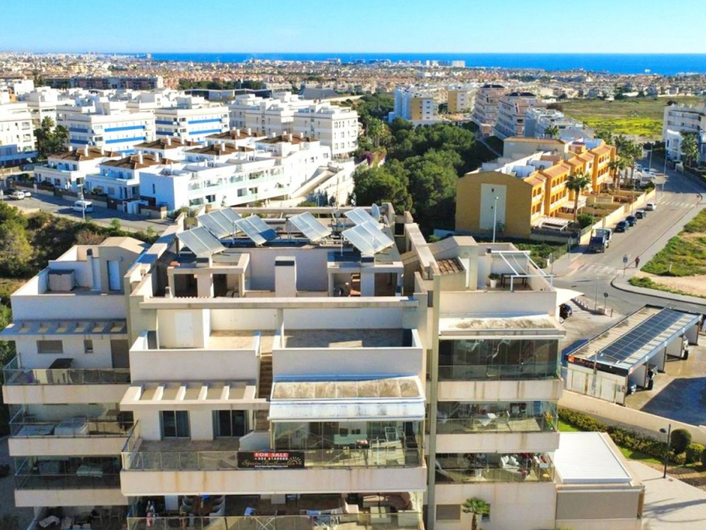 2 Bedroom 2 Bathroom Apartment in Villamartin