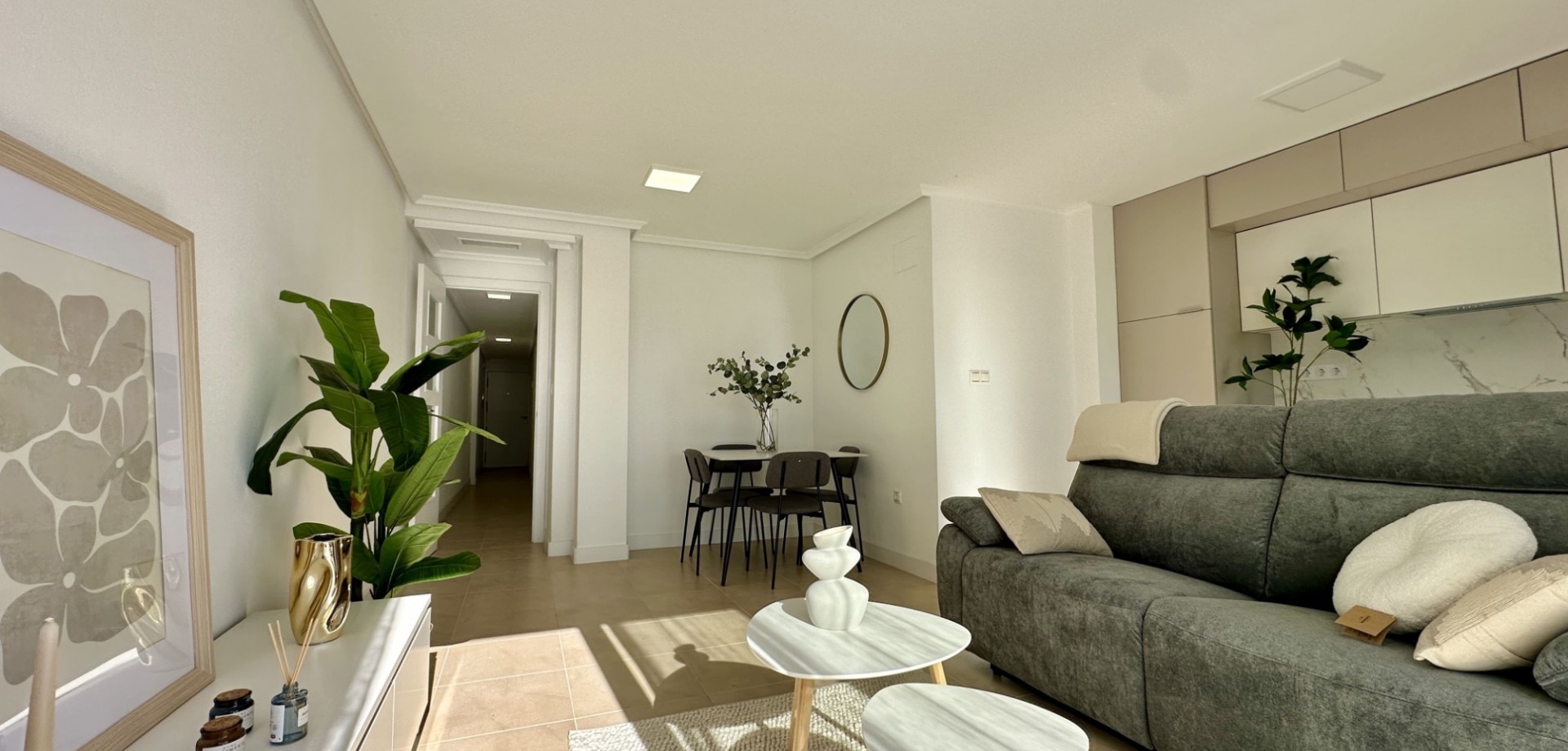 For sale - 3 Bedroom 2 Bathroom Apartment in Torrevieja - Torrevieja  - Costa Blanca (Alicante)