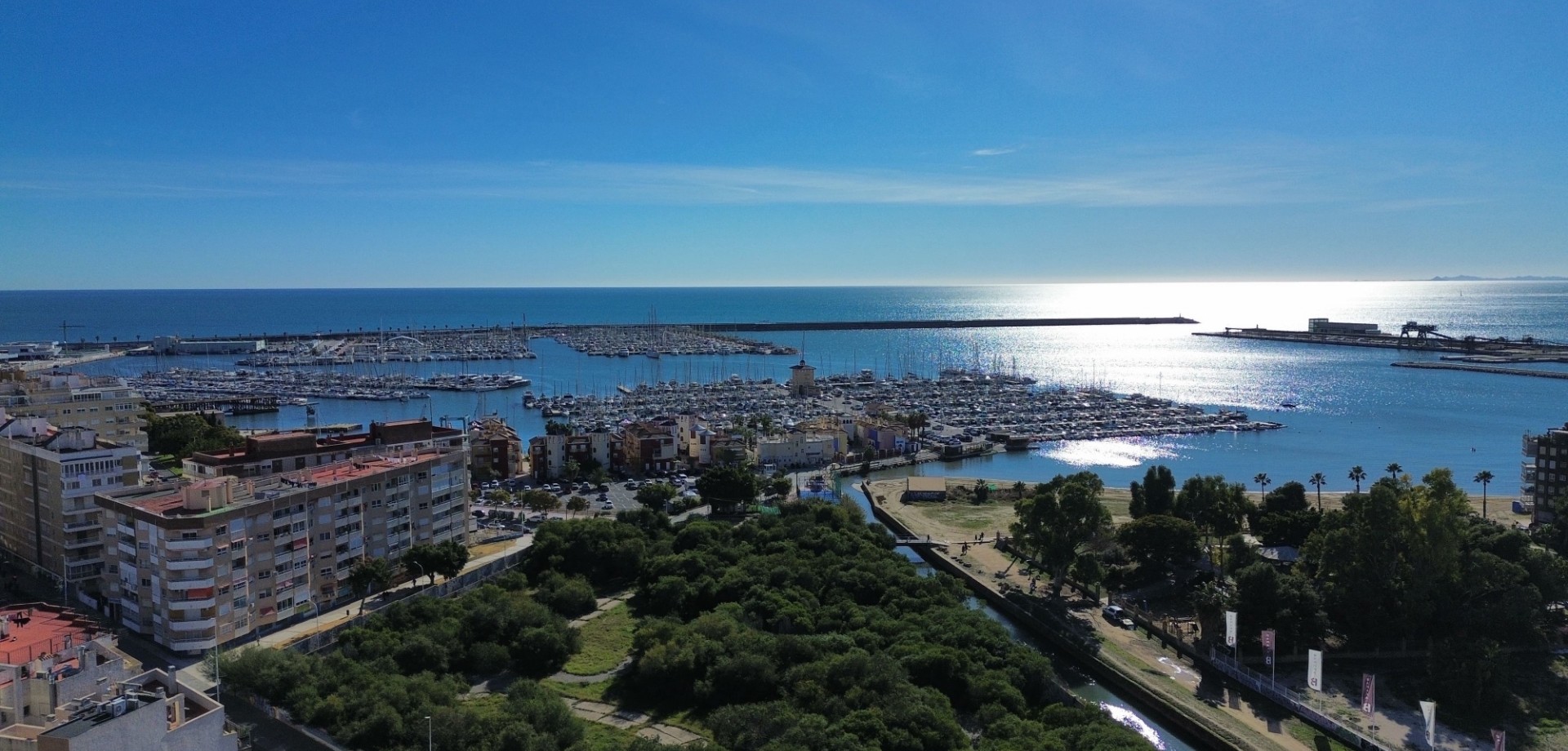 For sale - 3 Bedroom 2 Bathroom Apartment in Torrevieja - Torrevieja  - Costa Blanca (Alicante)