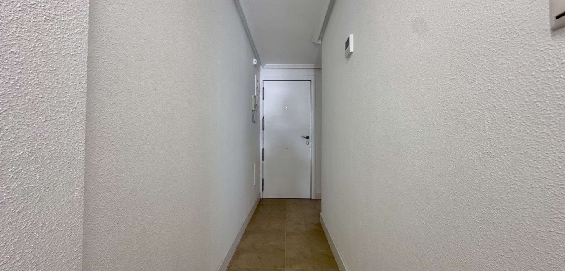 For sale - 3 Bedroom 2 Bathroom Apartment in Torrevieja - Torrevieja  - Costa Blanca (Alicante)