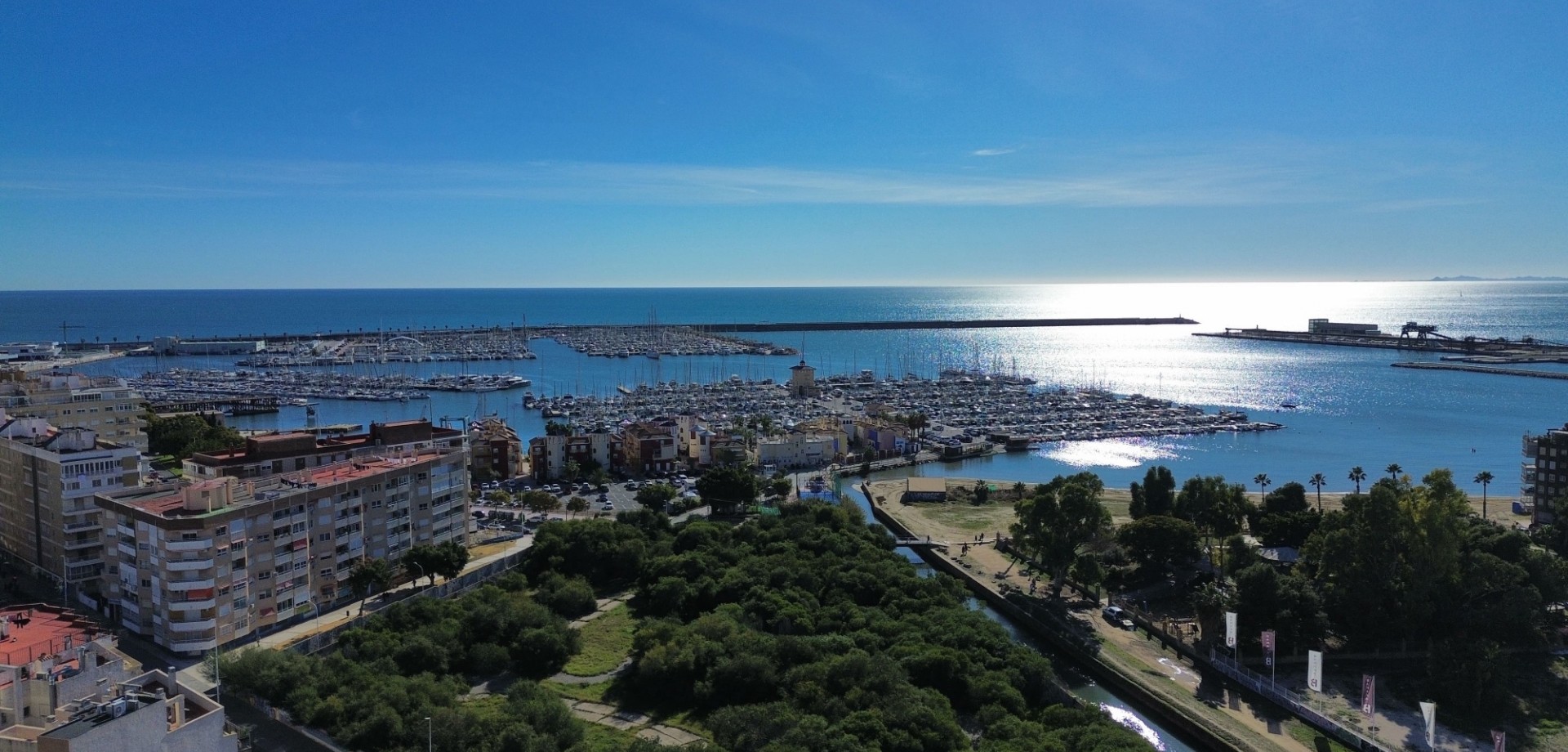 For sale - 3 Bedroom 2 Bathroom Apartment in Torrevieja - Torrevieja  - Costa Blanca (Alicante)