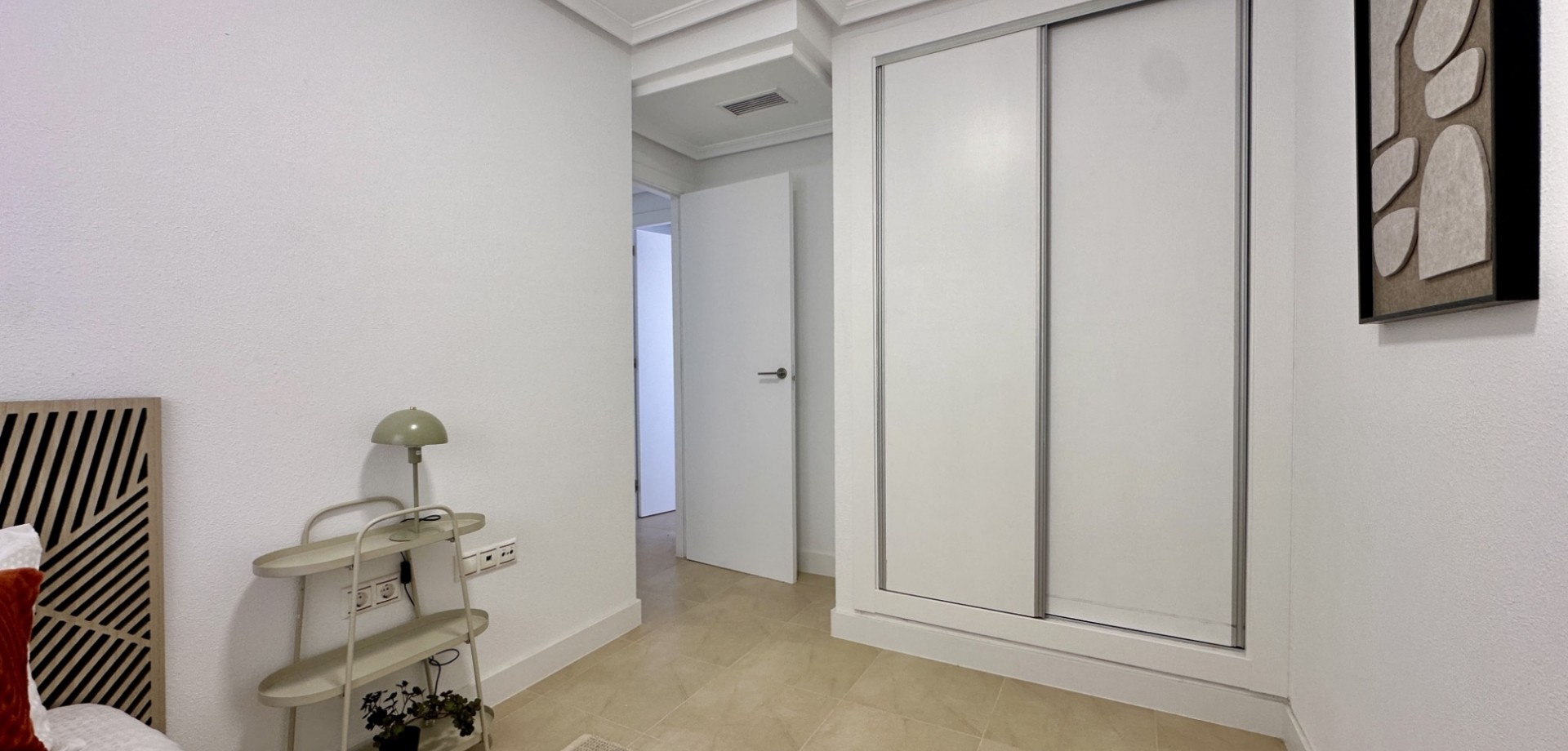 For sale - 3 Bedroom 2 Bathroom Apartment in Torrevieja - Torrevieja  - Costa Blanca (Alicante)