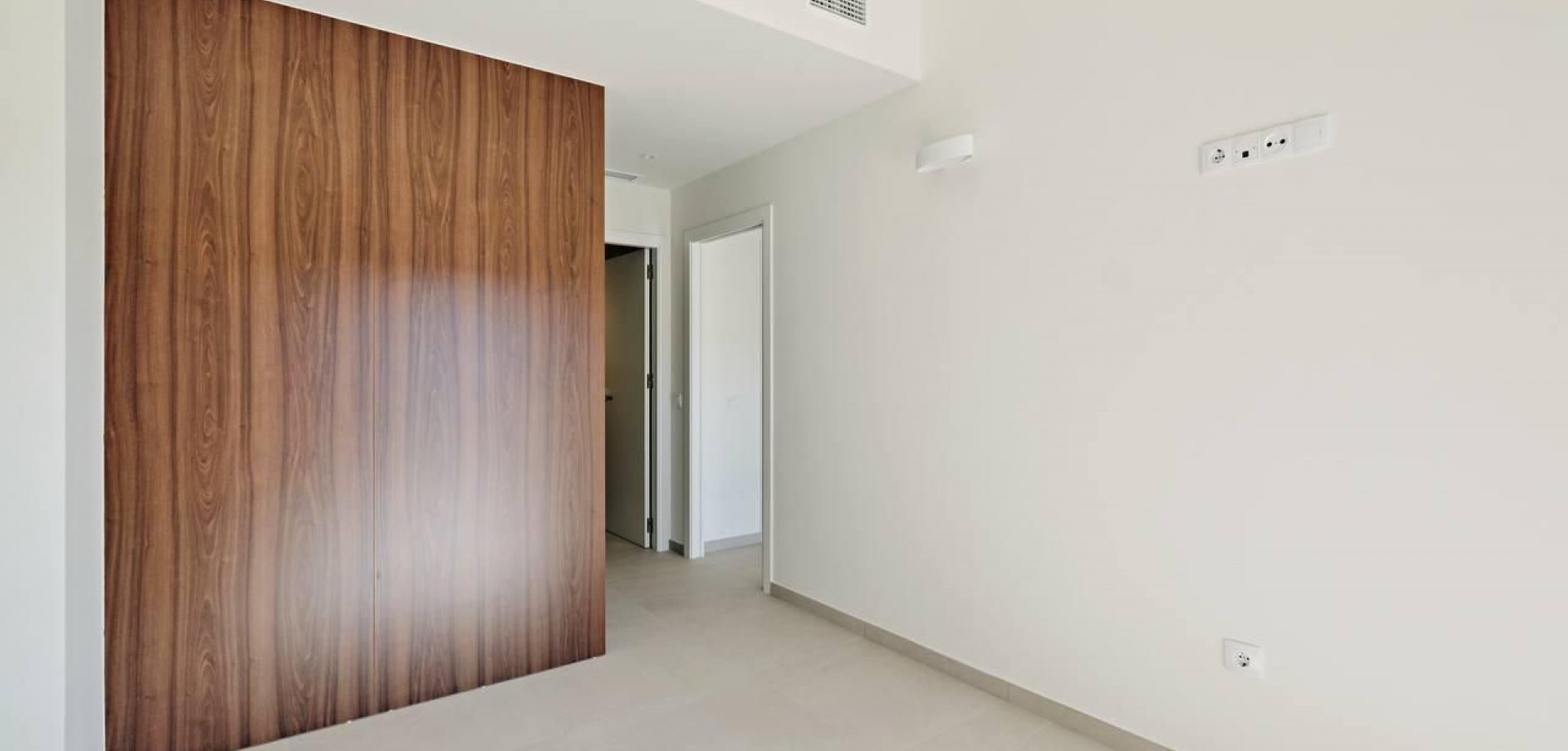 For sale - 2 Bedroom 2 Bathroom Apartment in Torrevieja - La Veleta  - Alicante