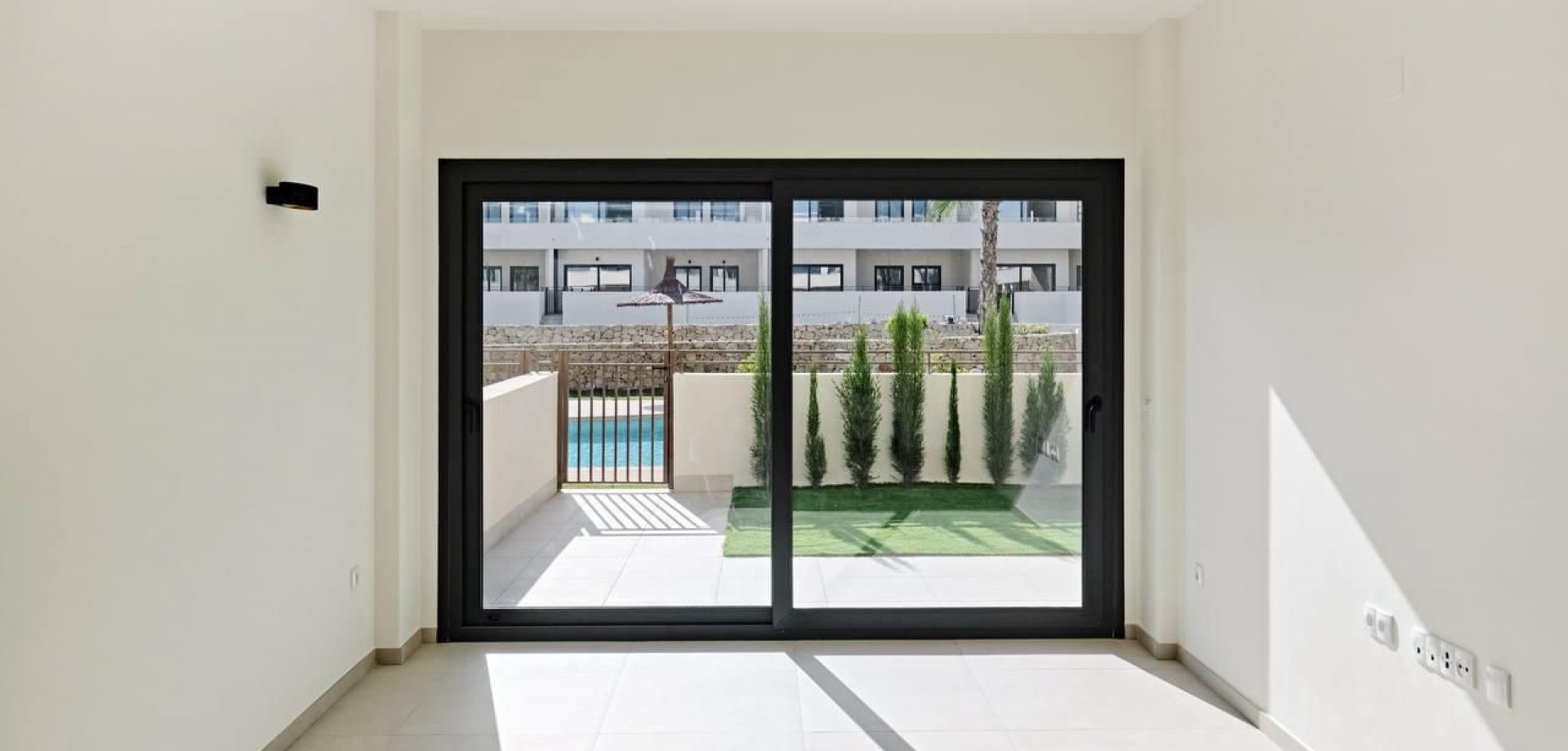 For sale - 2 Bedroom 2 Bathroom Apartment in Torrevieja - La Veleta  - Alicante