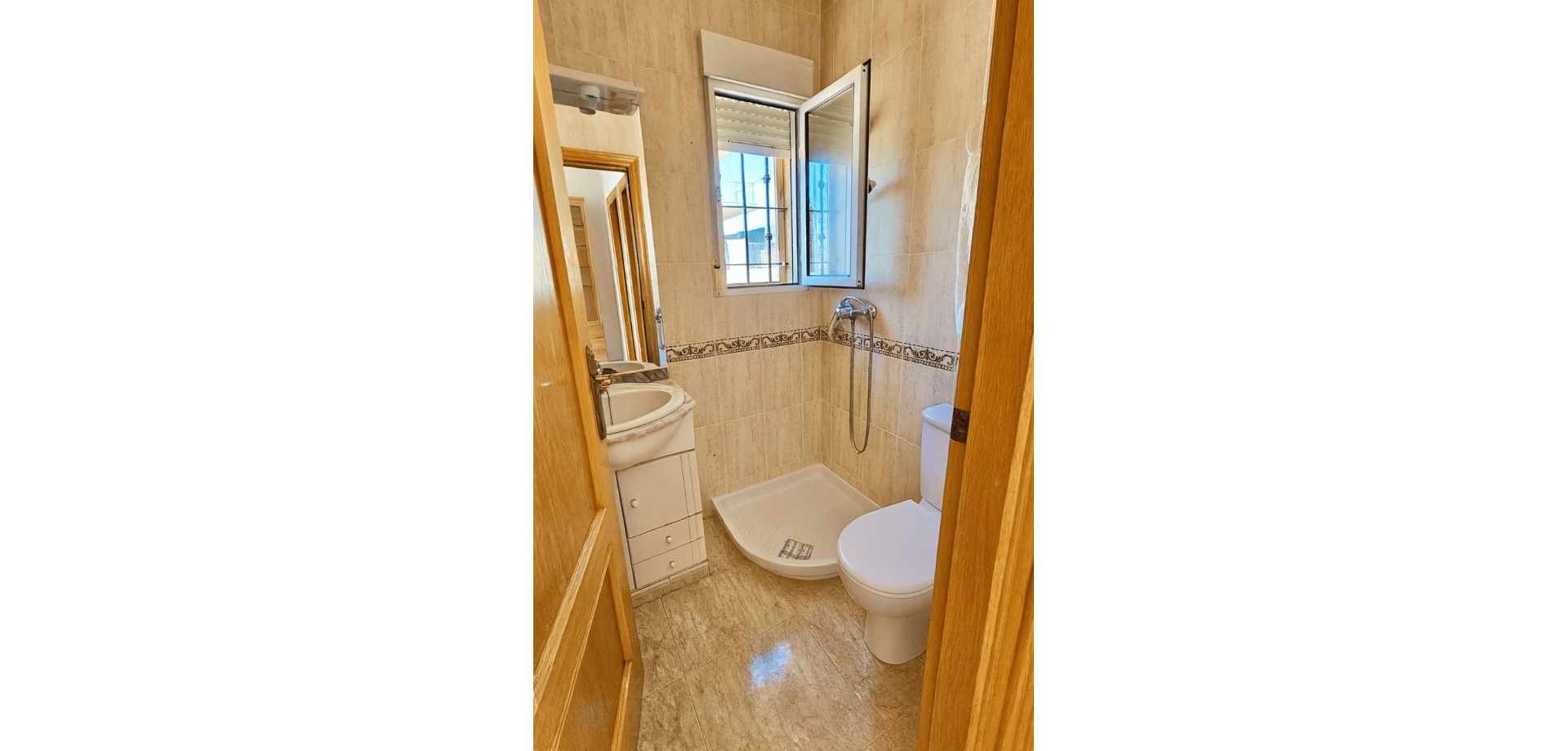 For sale - 3 Bedroom 2 Bathroom Townhouse in San Javier - San Javier  - Murcia