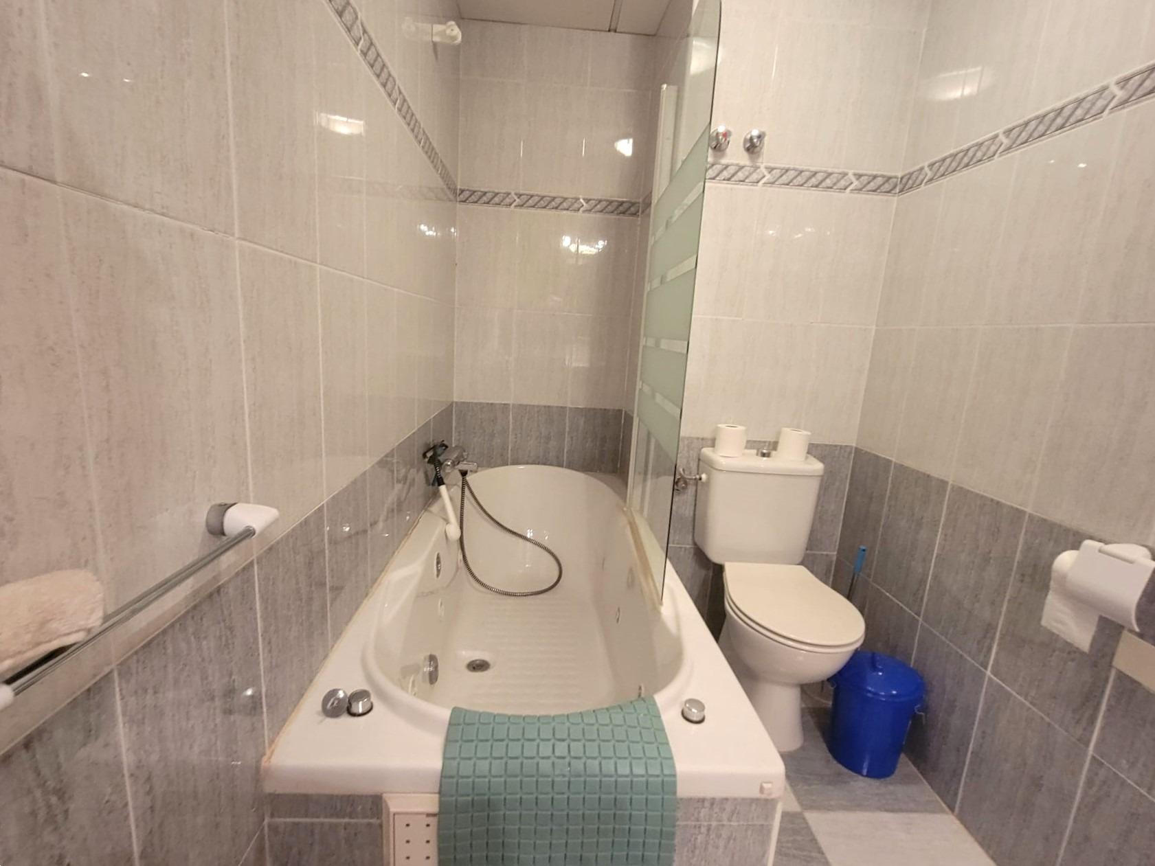 For sale - 3 Bedroom 3 Bathroom Town House in Playa Flamenca - Playa Flamenca  - Alicante