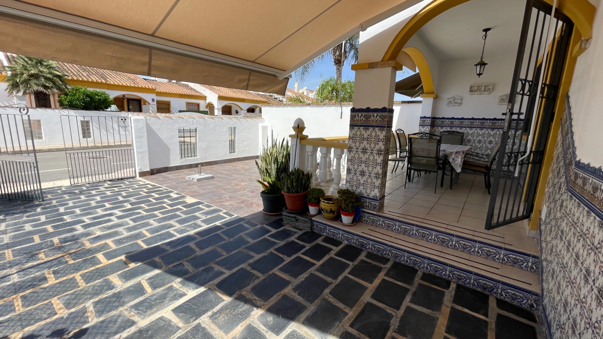 For sale - 3 Bedroom 2 Bathroom Town House in Torre de La Horadada - Costa Blanca  - Alicante