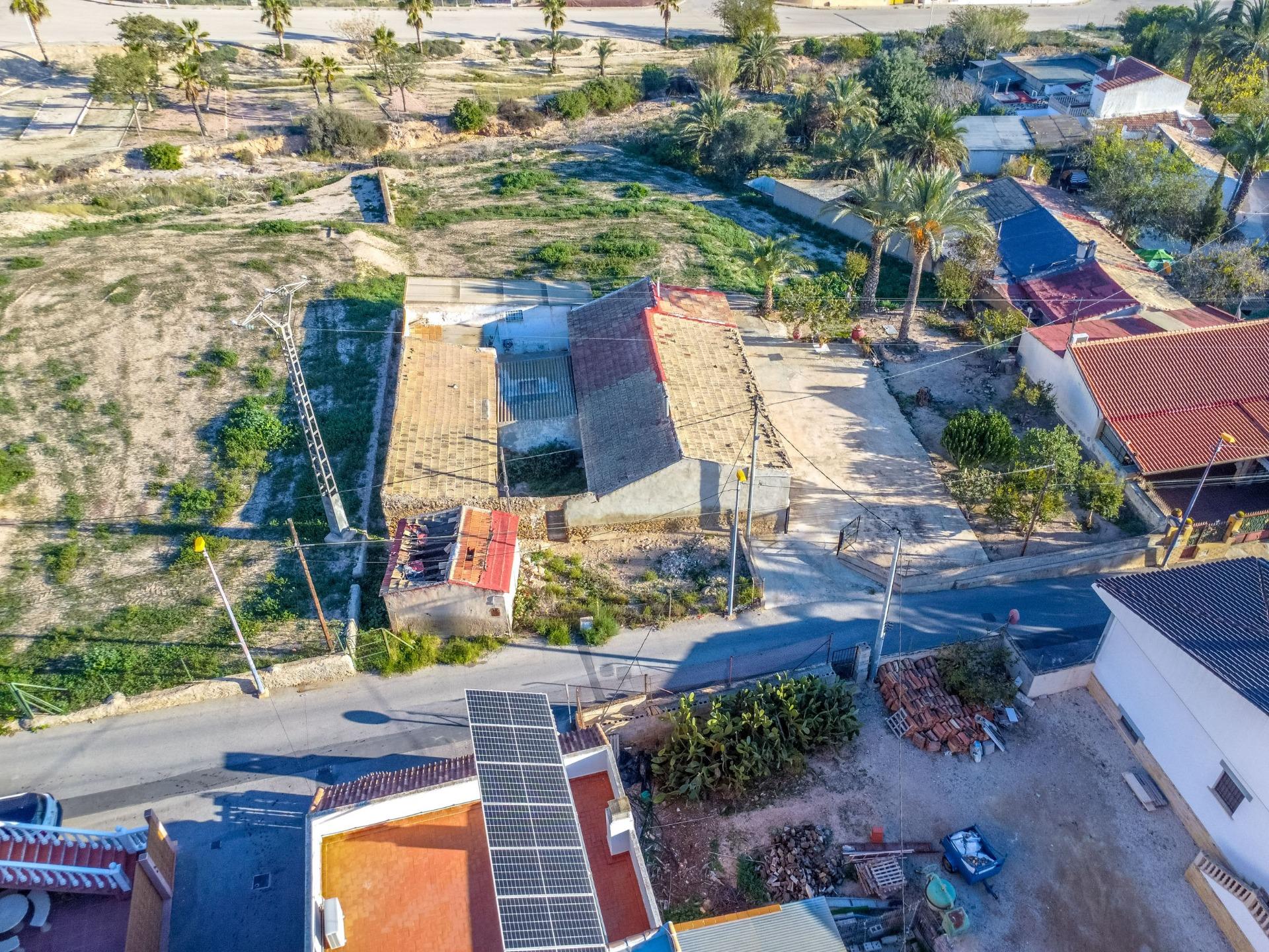 For sale - 4 Bedroom 2 Bathroom Finca in Orihuela - Raiguero De Bonanza  - Alicante