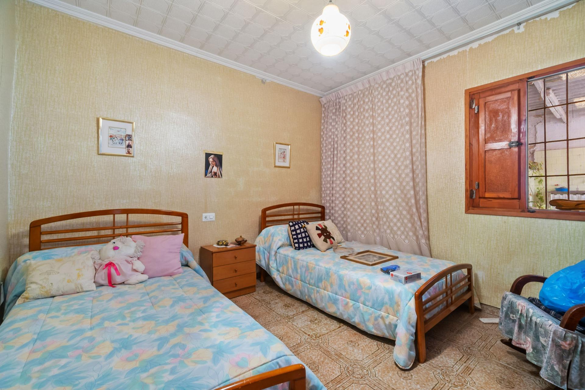 For sale - 4 Bedroom 2 Bathroom Finca in Orihuela - Raiguero De Bonanza  - Alicante