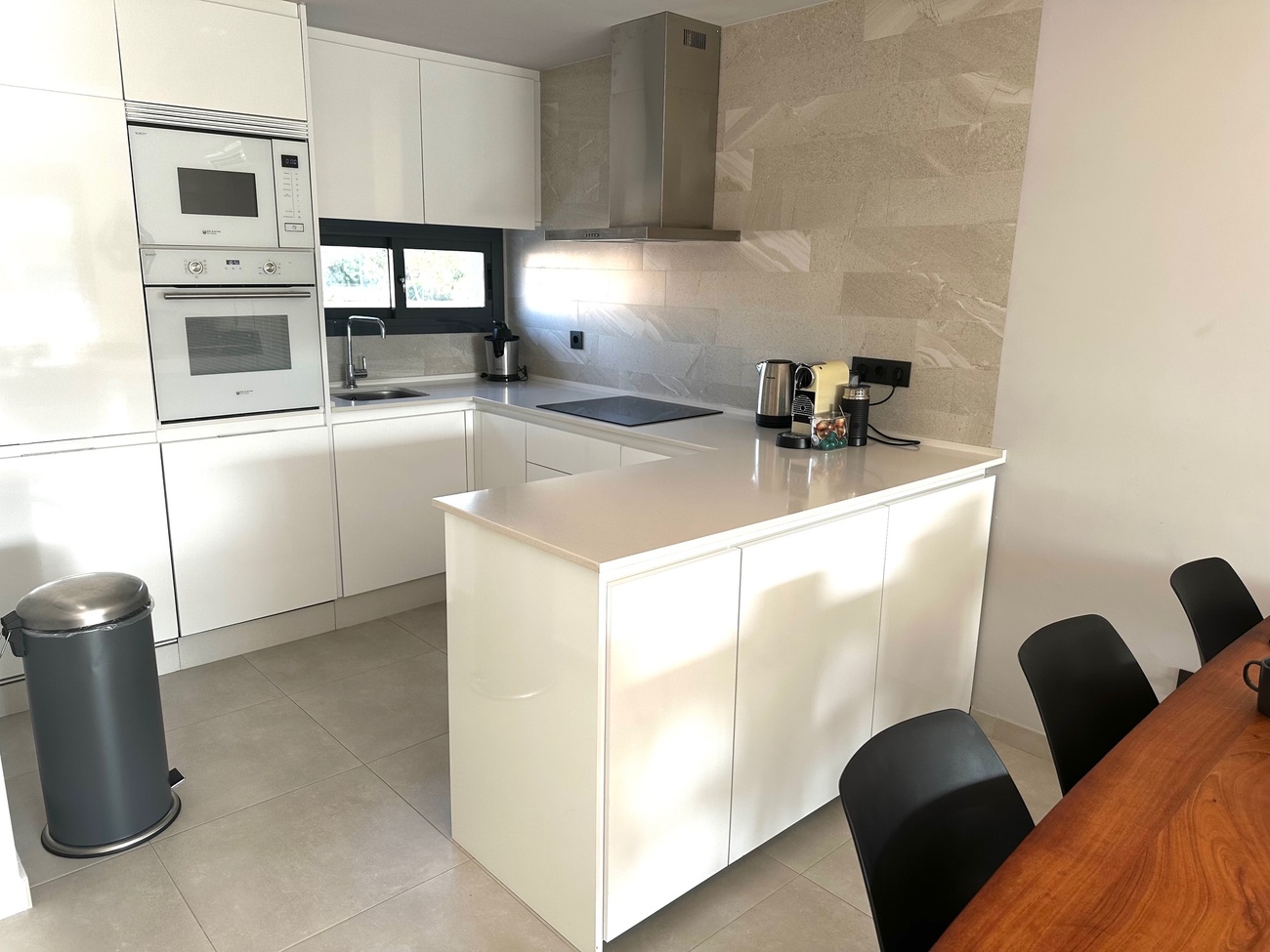 For sale - 3 Bedroom 2 Bathroom Penthouse Penthouse in El Raso -  - Alicante