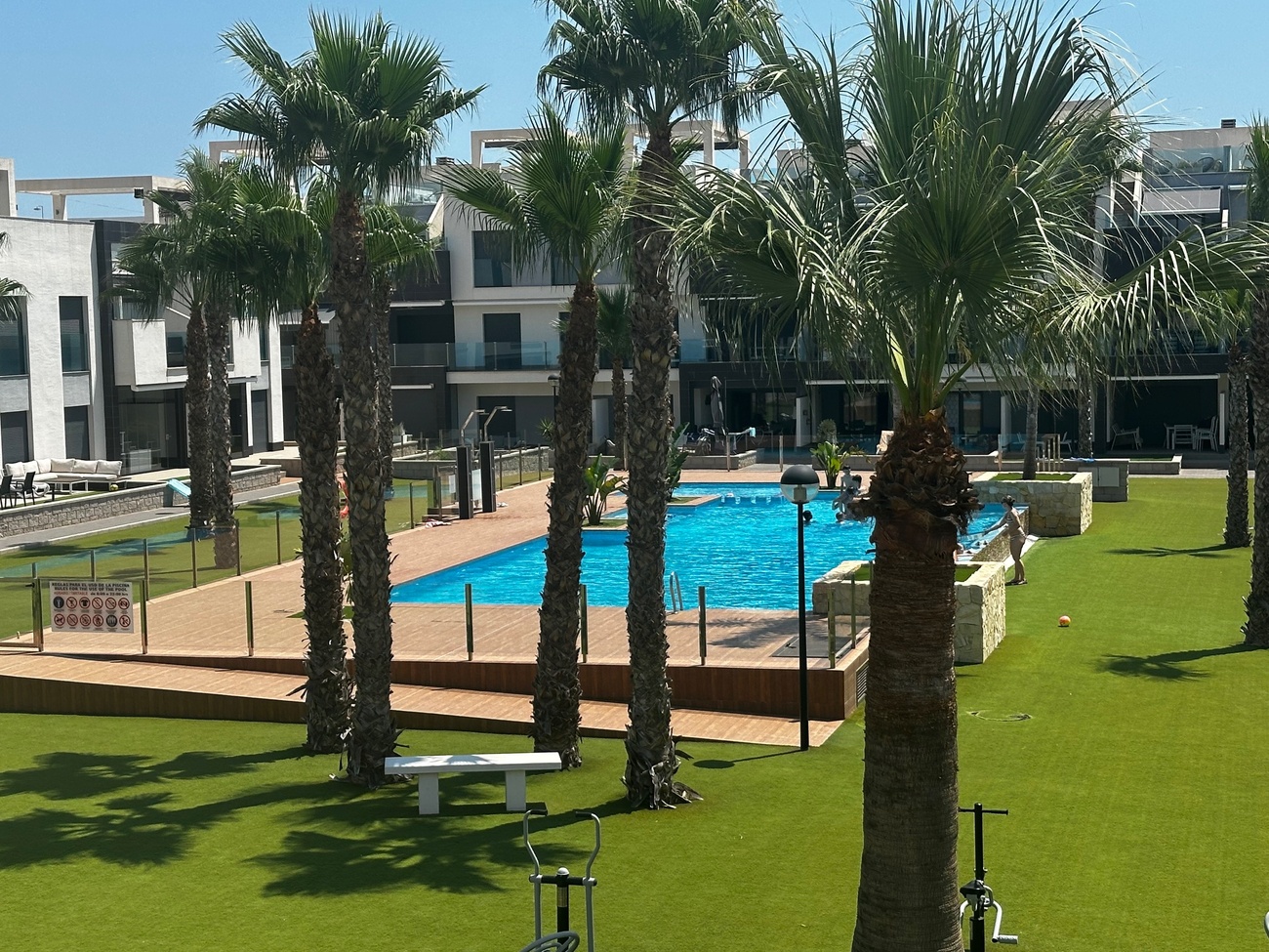 For sale - 3 Bedroom 2 Bathroom Penthouse Penthouse in El Raso -  - Alicante