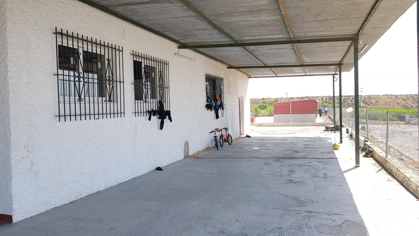 For sale - 2 Bedroom 2 Bathroom Finca in Los Montesinos - Los Montesinos  - Alicante