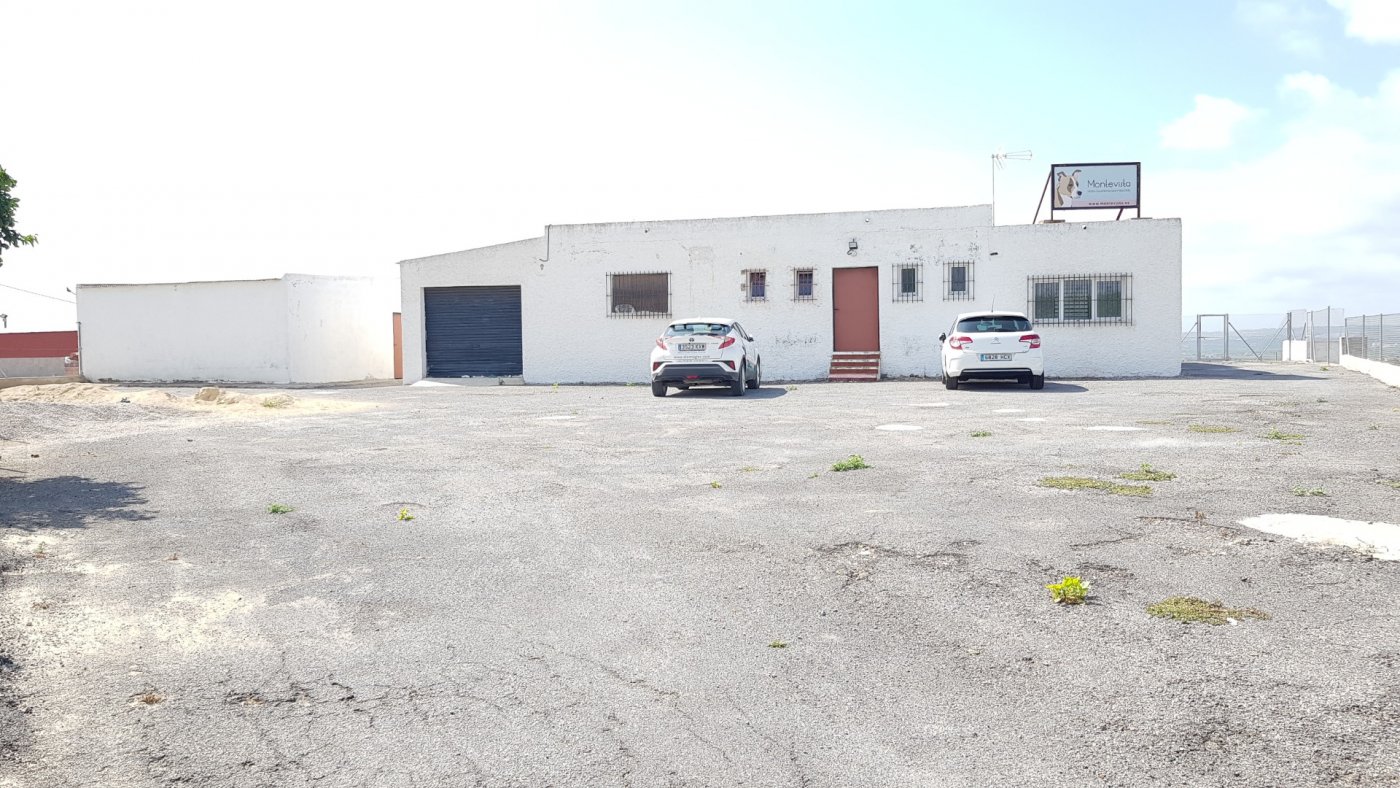 For sale - 2 Bedroom 2 Bathroom Finca in Los Montesinos - Los Montesinos  - Alicante