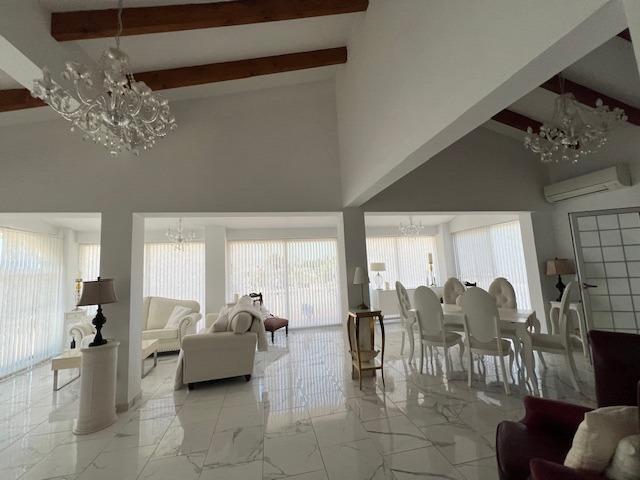 For sale - 3 Bedroom 4 Bathroom Villa in Dolores - Comunidad Valenciana  - Alicante