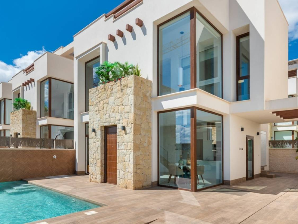 3 Bedroom 3 Bathroom Villa in Ciudad Quesada