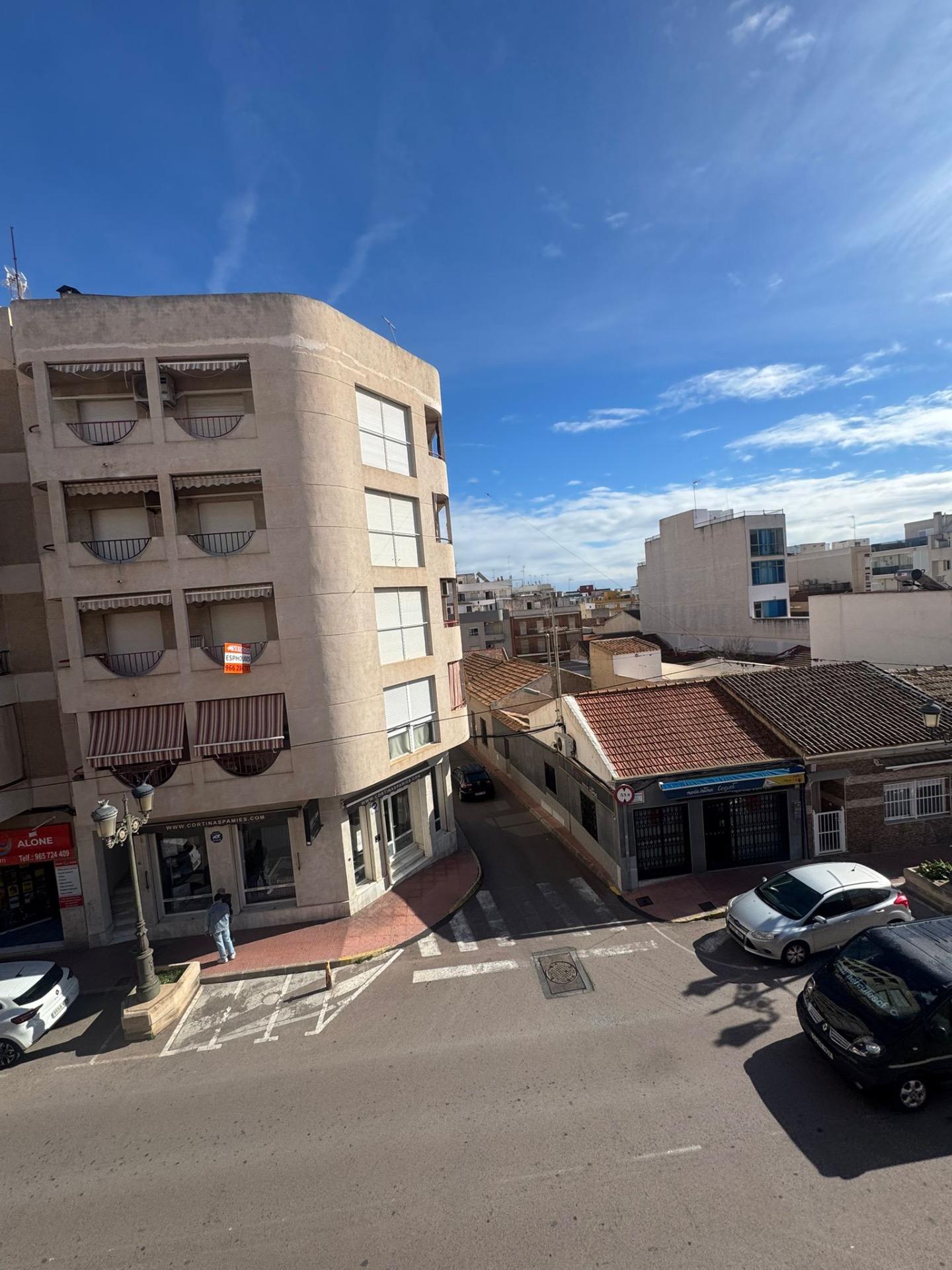 For sale - 5 Bedroom 2 Bathroom Apartment in Guardamar del Segura - Guardamar Del Segura  - Alicante